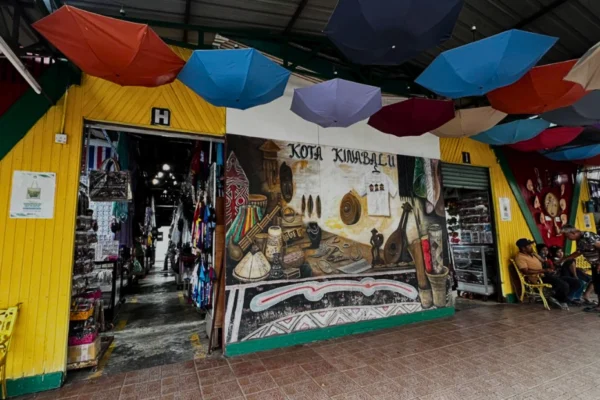4D3N Kundasang Glamping and Island Tour — Stunning Highlands, Hot Springs & Beach Escapes