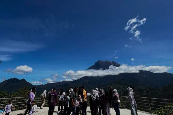 4D3N Family-Friendly Sabah Tour – Exciting Highlands, Cultures & River Cruises