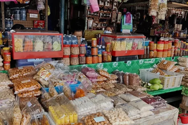 Kundasang Day Tour from Kota Kinabalu – Mount Kinabalu & Desa Dairy Farm