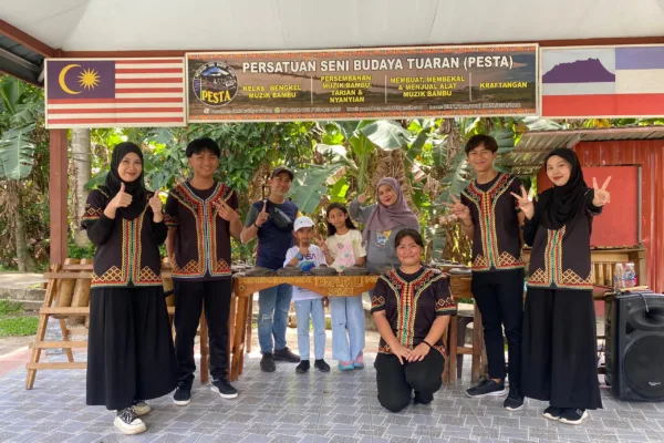 Exclusive 3D2N KK Kundasang Family Package Private Tour